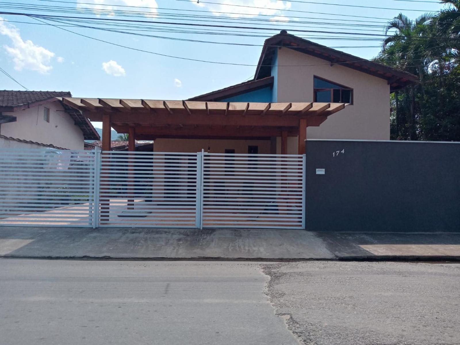 Casa Estilo Minimalista Em Ubatuba Βίλα Εξωτερικό φωτογραφία