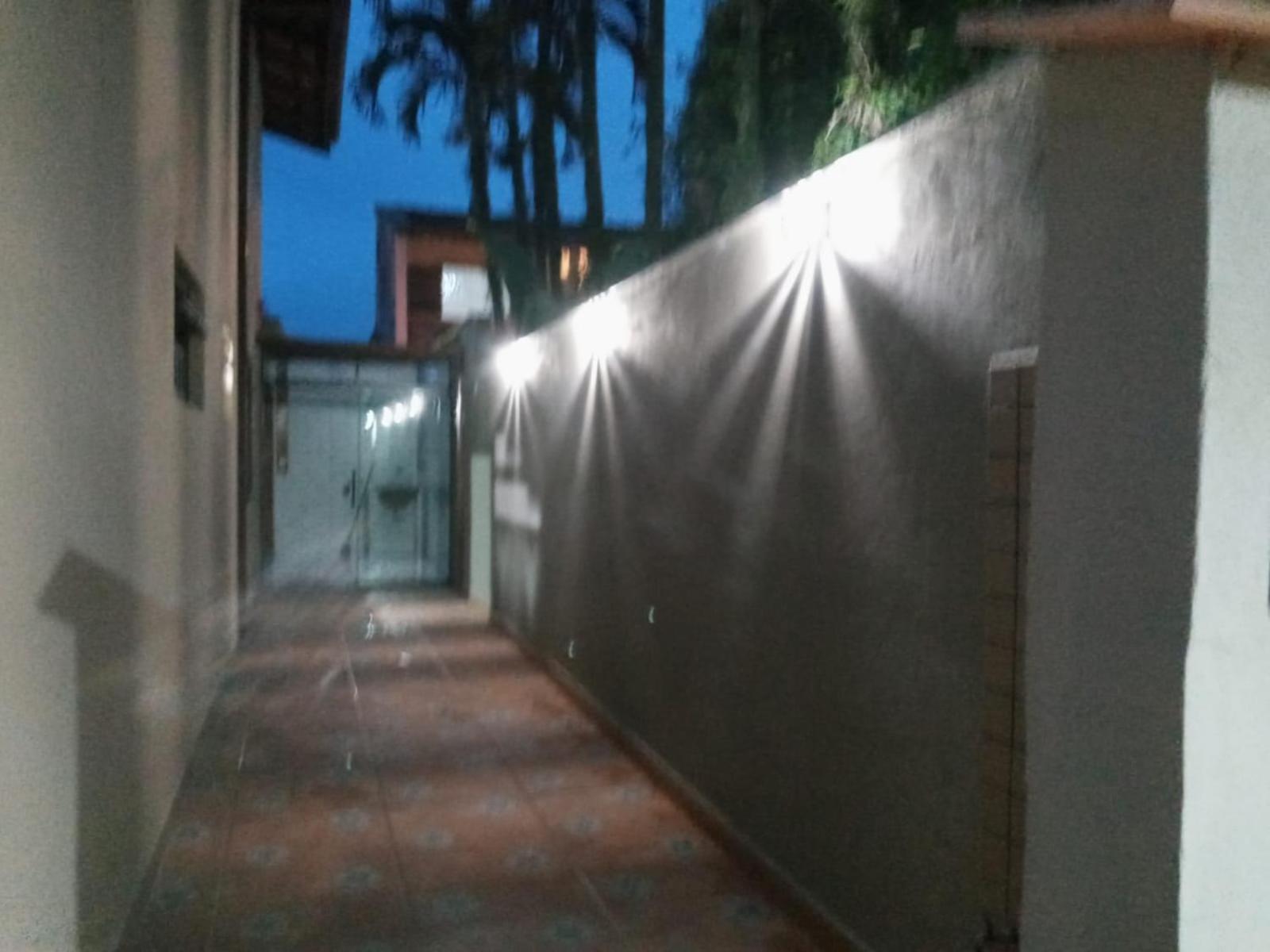 Casa Estilo Minimalista Em Ubatuba Βίλα Εξωτερικό φωτογραφία